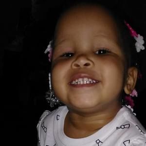 Meet your Posher, Lois